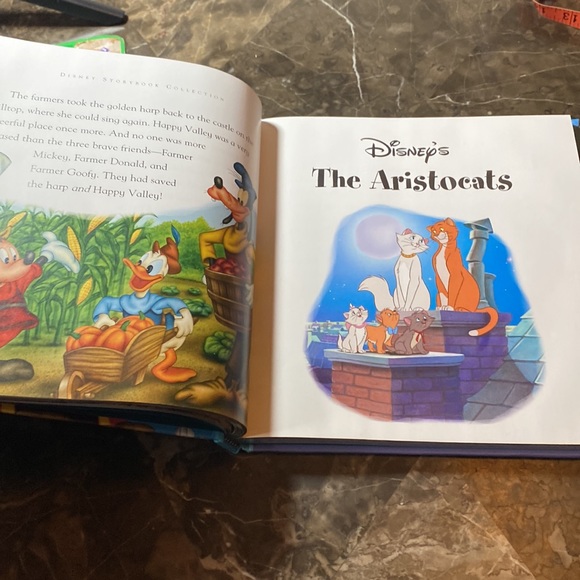 New Disney Storybook Collection:A treasury of Tales. 10 fully animated stories. - Picture 12 of 16